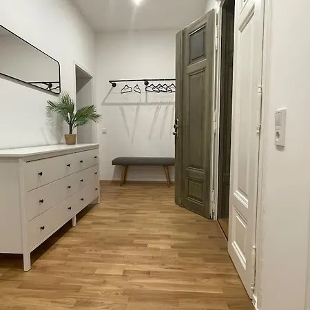 #attraktive Altbauwohnung Im Leipziger Zentrum 1 Og Links Lejlighed Leipzig